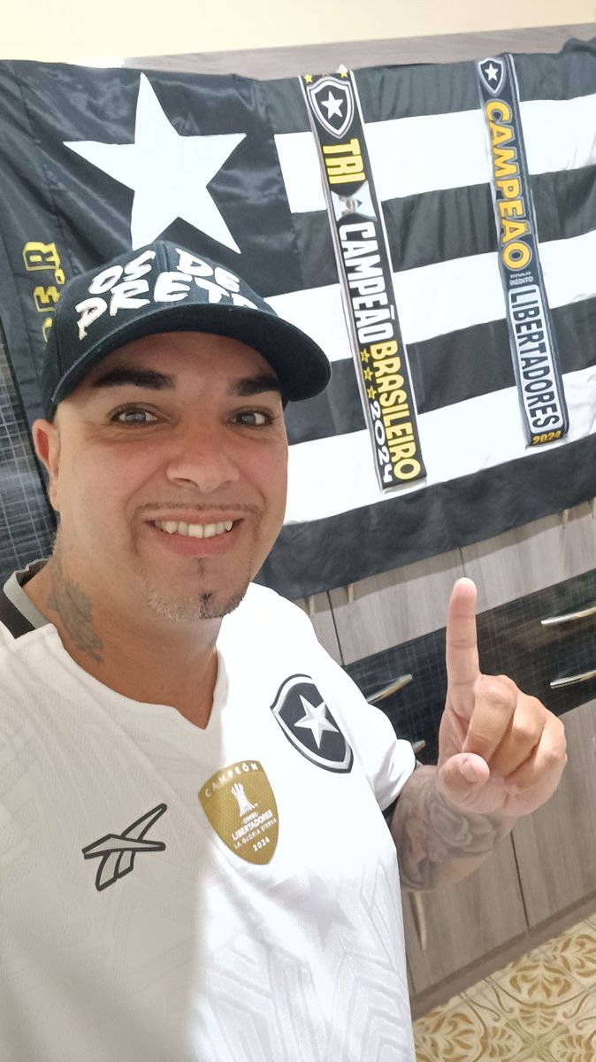 Leandroᵇᶠʳ ★⼺ tweet media