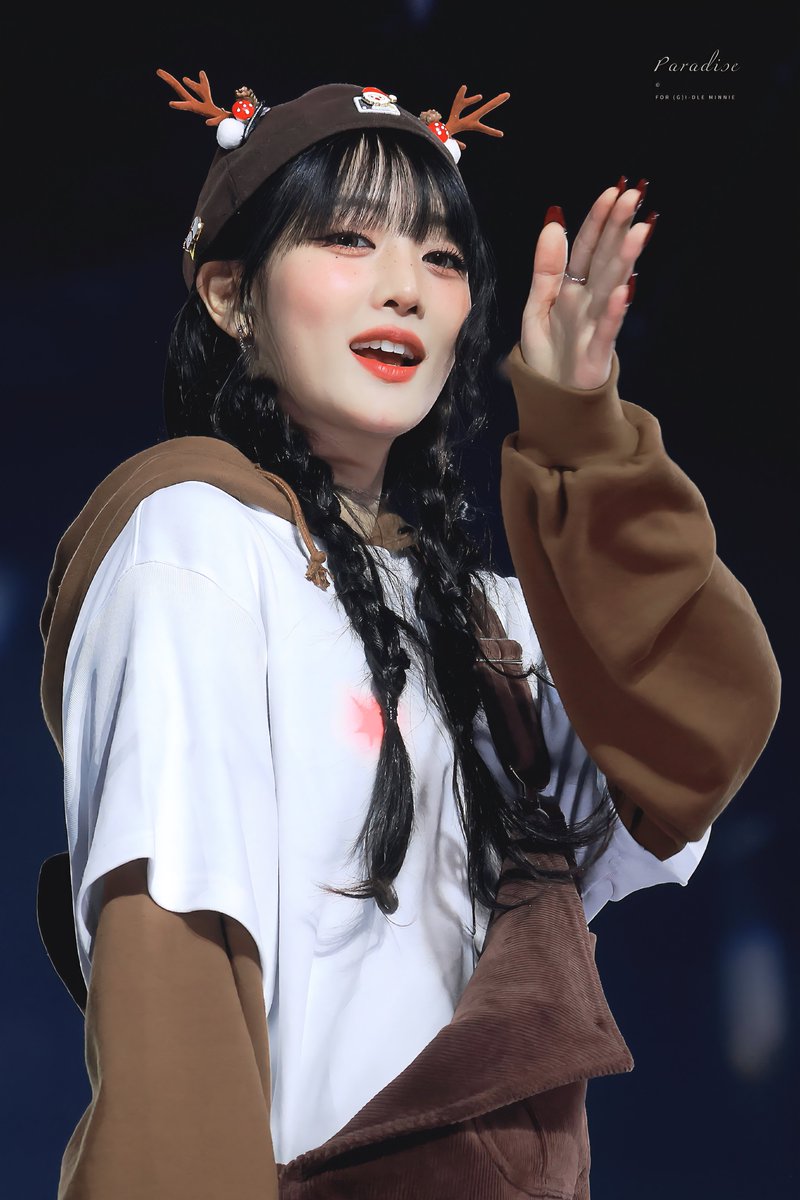 PRD_MN_23's tweet photo. 🤎

생활 속의 모든 사람들이 나를 보살펴 주셔서 감사합니다🥰
2025년에도 잘 부탁드립니다🙇🏻‍♀️
우리 아이들이 평안하고 건강했으면 좋겠습니다💖
네버랜드가 즐겁고 행복했으면 좋겠어요🥹
우리 모두 다치지 않고 즐겁고 행복한 일만 있었으면 좋겠다❤️

#GIDLE #Minnie #여자아이들 #민니💜 https://t.co/vebf2PS8rw