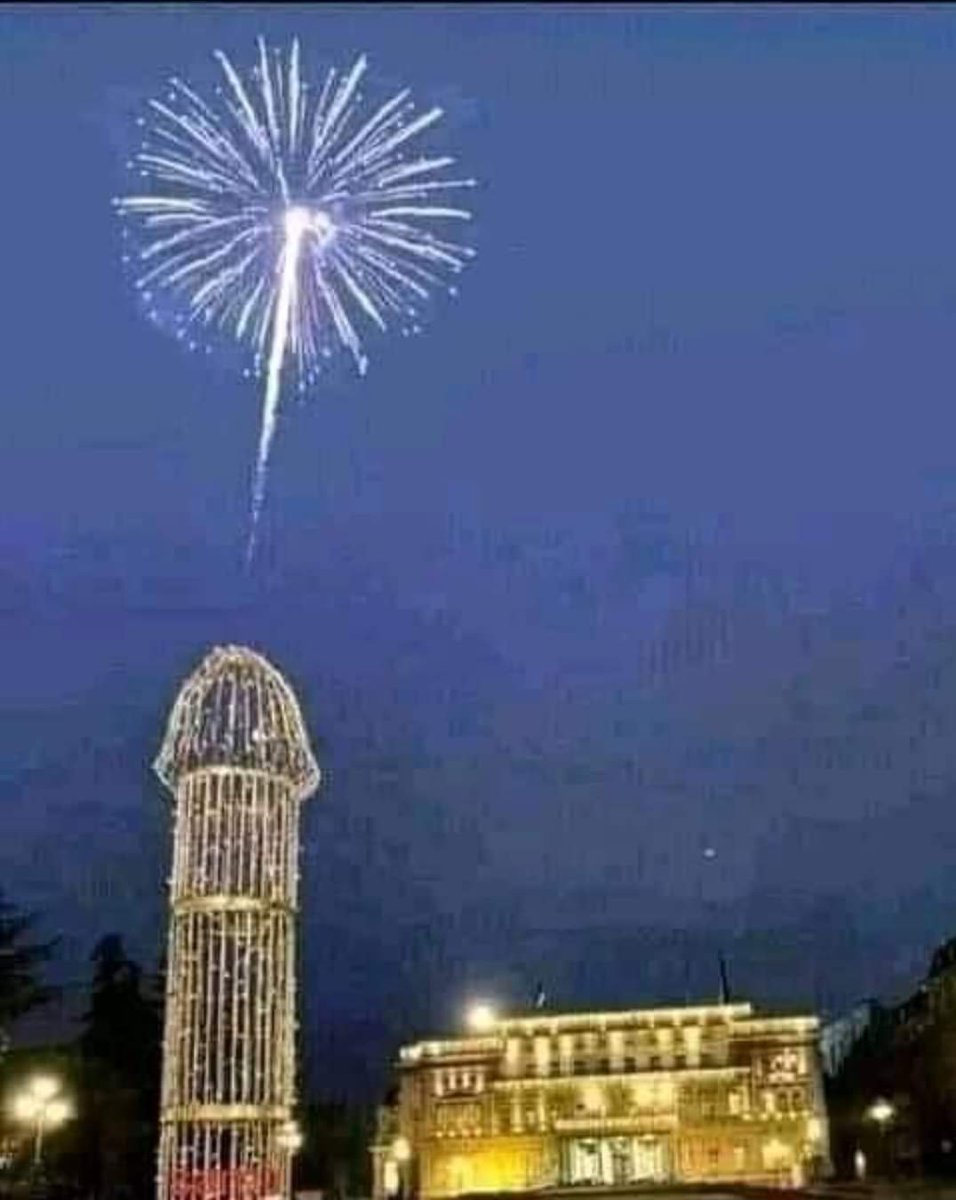 Happy New Year guys !! 🎆🎇