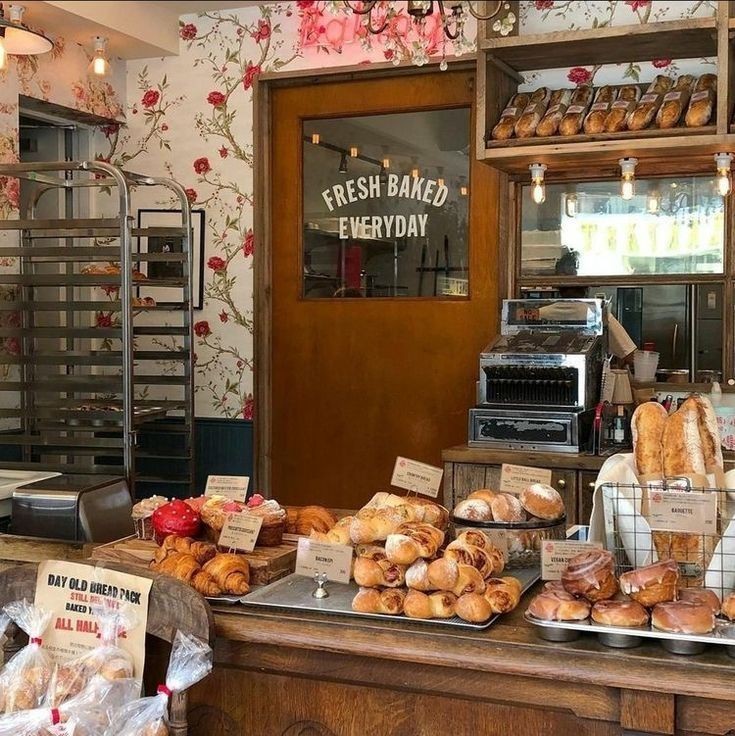 amazoonlily's tweet photo. if picha was a place it would be🍞🥐

@lapislegitx https://t.co/sQasdgAwYl
