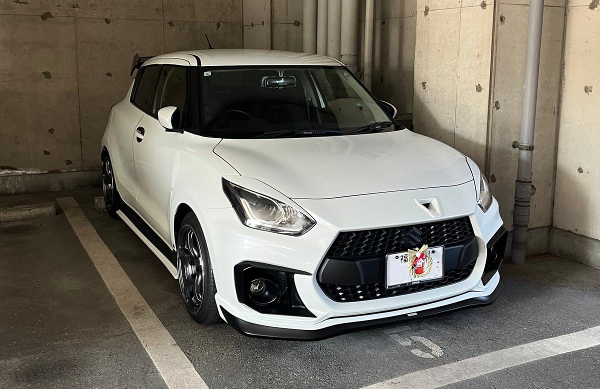 子供のころによく見かけた 車にしめ縄
