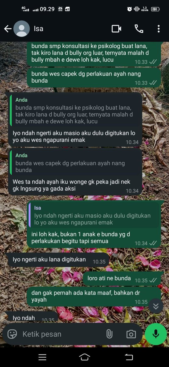 Sugiyati5's tweet photo. Kenapa?😭 https://t.co/X5Uvue9vlU