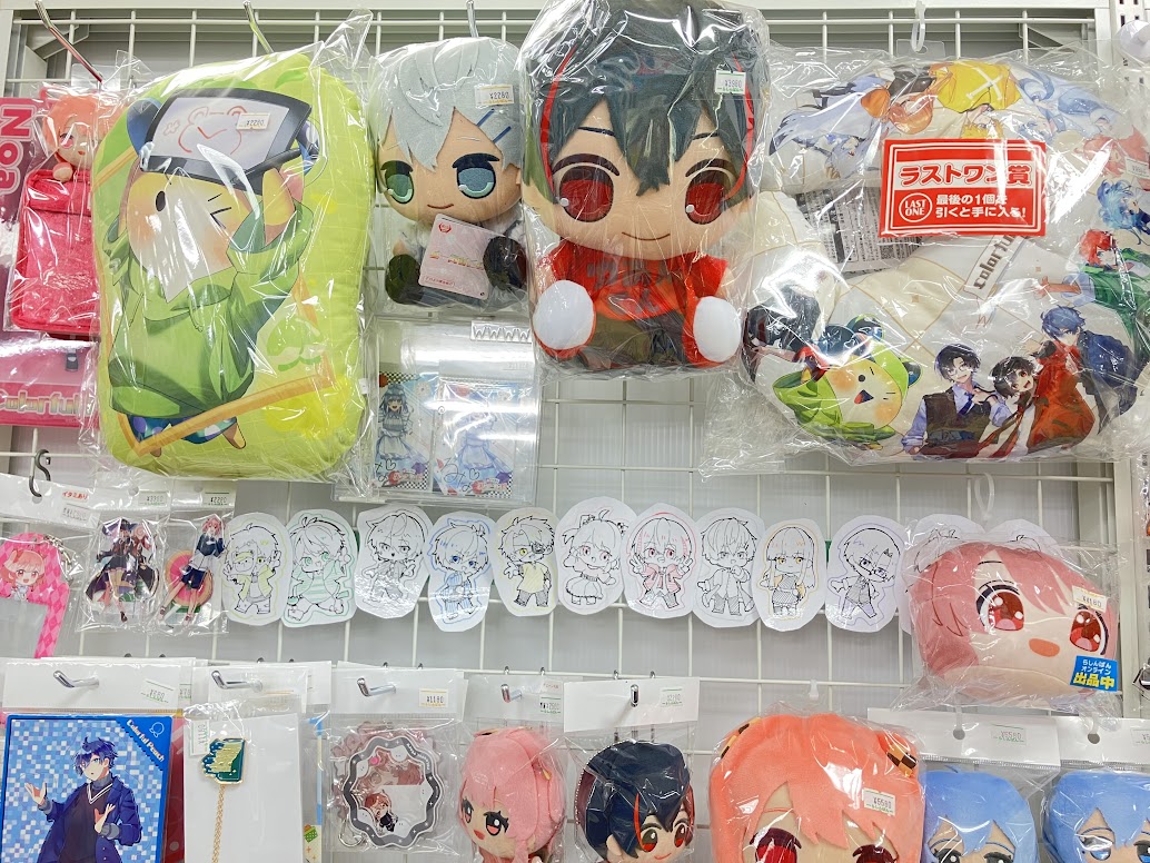 カラフルピーチ】のグッズ入荷しました☺️🍑 コーナーもありますので