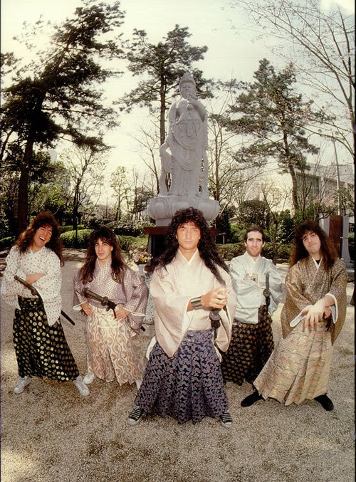ribomi03's tweet photo. 新年おめでとうございます。
やめようかとか色々考えた挙げ句ここは引き続き残して、たまにのぞきにくるようにしておきます。
元々情報収集用に作った場所なので元に戻ったといえ��それまでかな。
てことで、今年もよろしくお願いいたします。 https://t.co/DILbybLosD
