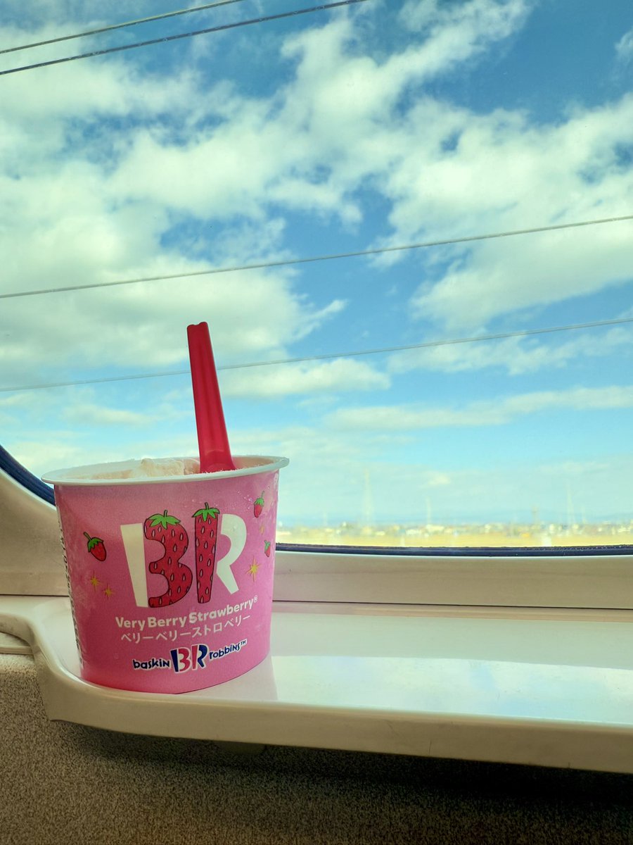 angch09's tweet photo. 謹賀新年🎍🐍
本年もよろしくお願いいたします！！

🚅💨 https://t.co/yCGibrwt04