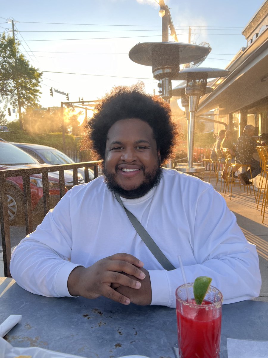 julianakilrose's tweet image. literally just a wholesome ass nigga
