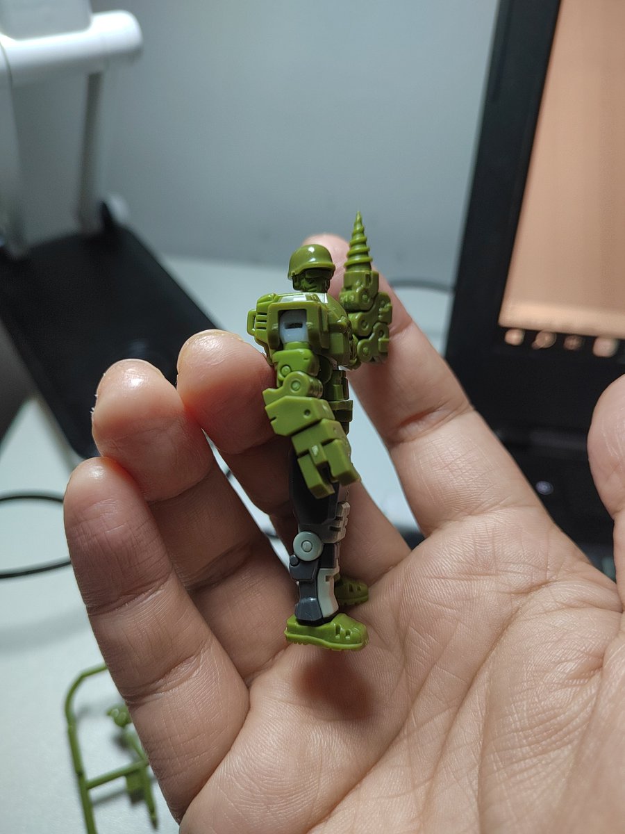 wushigongfang's tweet photo. The product mold test is in good condition, need further adjustments.Feels good!~ #mecha #Robot #WarriorsWorkshop #Miniature #WarGame #modelkit #plastickit #plamo #framearms #Transformers https://t.co/gVrrrCtpXI