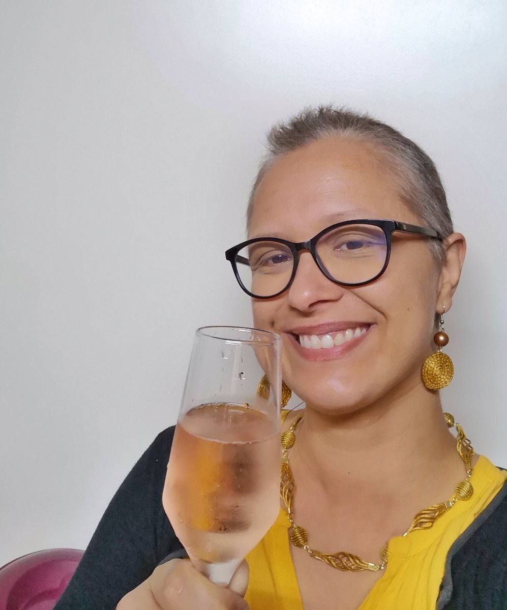 Franciele Becher 🗃️ tweet media