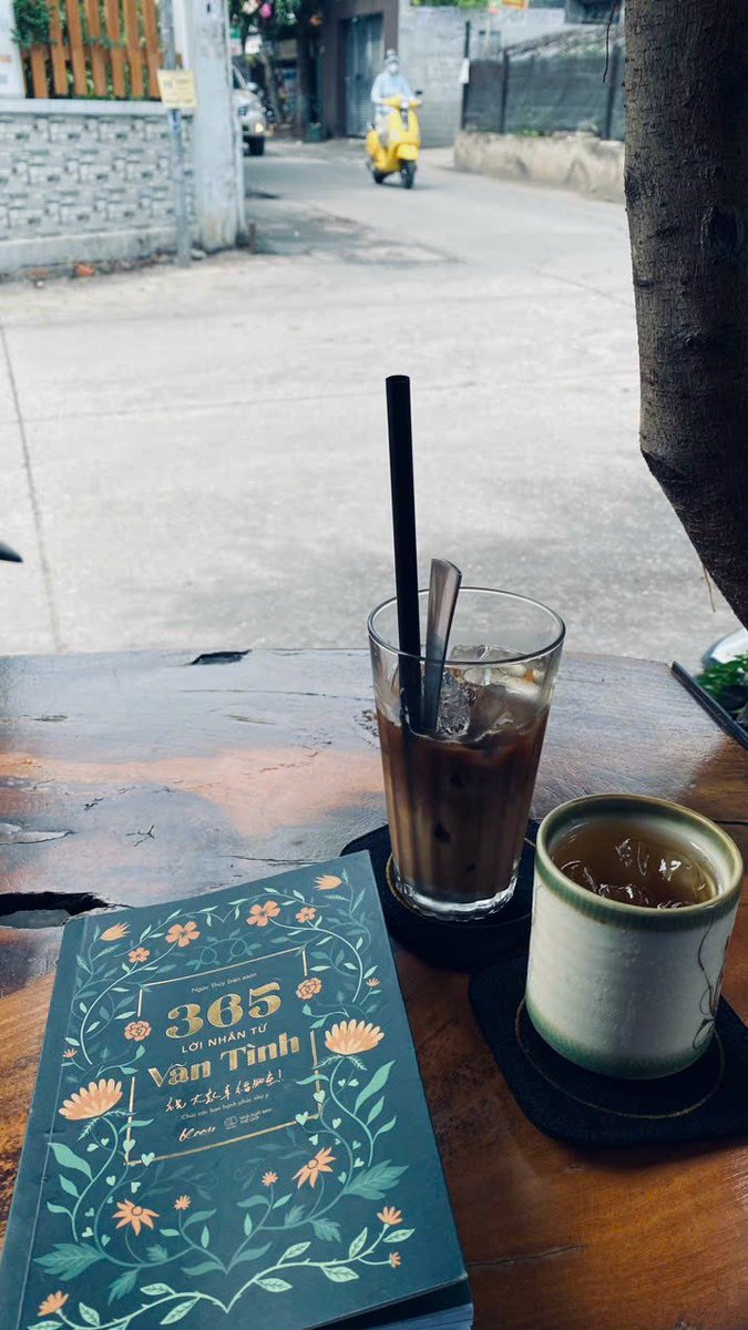 BryanVloog's tweet photo. Hành trình 2025 bắt đầu 💋

Chúc các bạn vạn sự bình an, hạnh phúc, vui vẻ trên con đường của mình.

Chúc sự khỏe mạnh, an vui, sức khỏe đến các bạn FWB của mình.
#BryannVlog 🇻🇳 https://t.co/sgFlQV1qEK