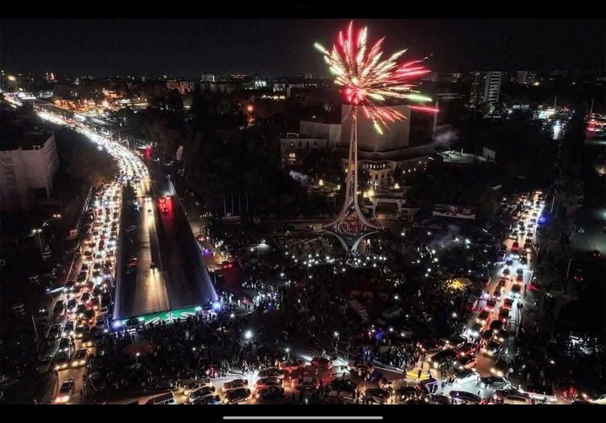 SteeleSyAA's tweet photo. Happy New Years to all my friends and followers thank you for supporting my efforts this year and plan to continue my work!
#Syria #SyAA #Syrianarmy🇸🇾 https://t.co/FqXGZfpA1O