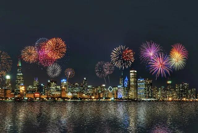 RoseoosseAy's tweet photo. Let's celebrate New Year's Eve together in Miami? 🎆🎆 https://t.co/I1Lvgl33fB