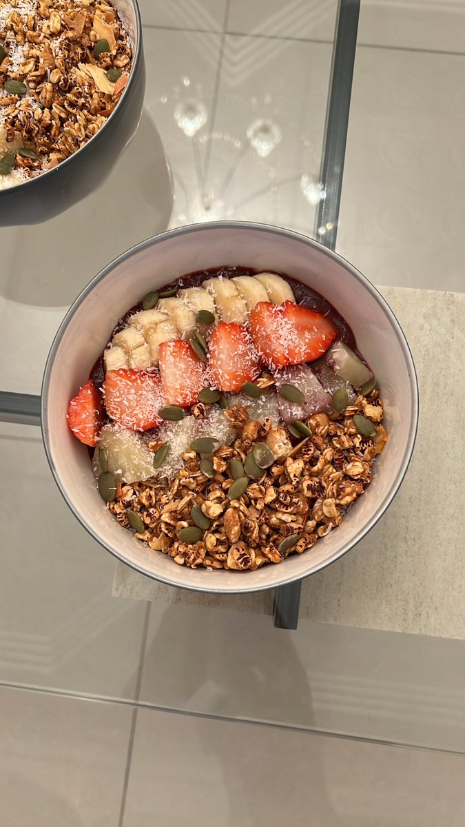 Açaí bowl 🤍🫐🤍