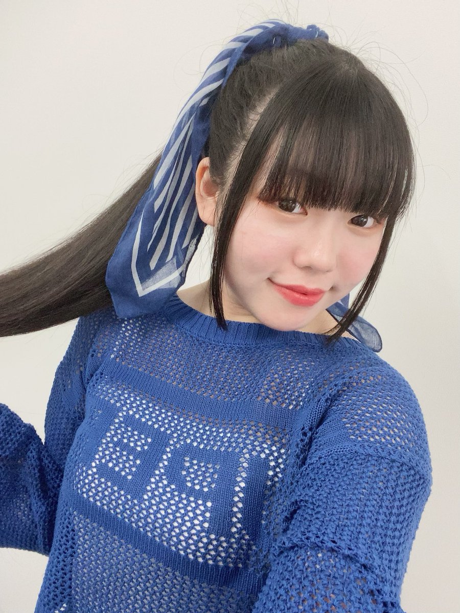 yuzukitokushima's tweet photo. 【！お知らせ！】

2026年3月に髪切ります！！！
スーパーロングヘアーからおさらばするで✌( ¨̮ ✌

てなわけでこの長い髪は残り1年ちょいで切っちゃうからそれまでに沢山会いに来てくれると嬉しいな〜(*´˘`*)
どんな髪型にしよっかな(っ◜௰◝c)ﾜｸﾜｸ

 #スーパーロングヘアー
 #切るで✂️ https://t.co/ETFArWAMpt