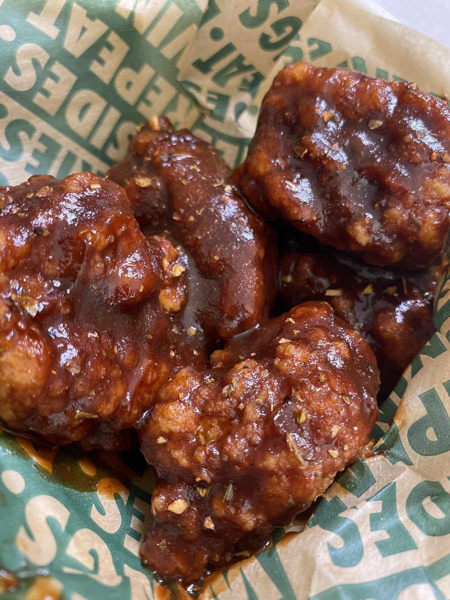 LukaPetty's tweet image. They call me Icarus the way my wings are drippin’. 
#Ad #DripDrip #NewYear2025 #Wingstop