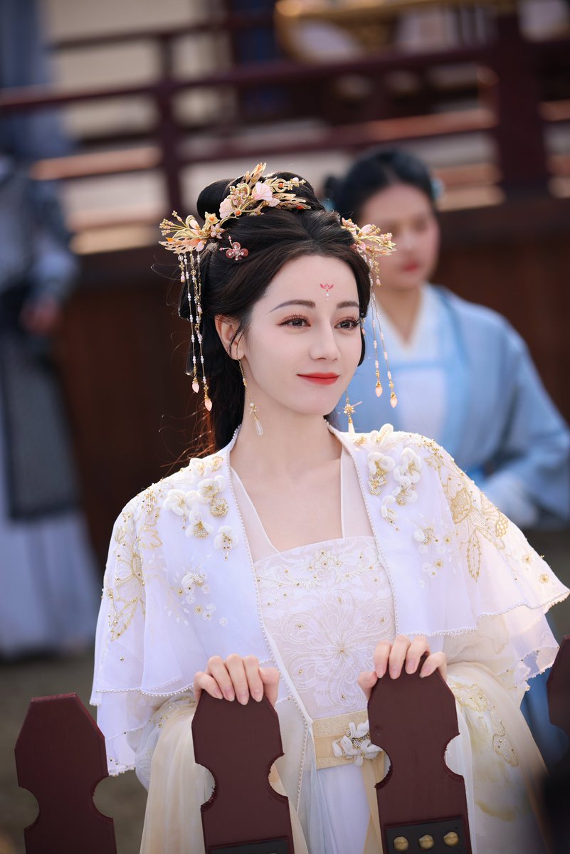 Kerriany702's tweet photo. #迪丽热巴 #dilraba #dilrabadilmurat #dilireba #迪麗熱巴 #디리러바 #ตี๋ลี่เร่อปา #Dilraba https://t.co/tq9l844tOU
