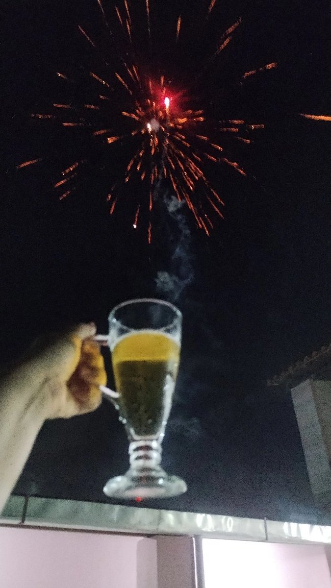 ALÔ 2025, CHEGA AQUI MO VAMOS FAZER VALER A PENA SUA CHEGADA!!!!