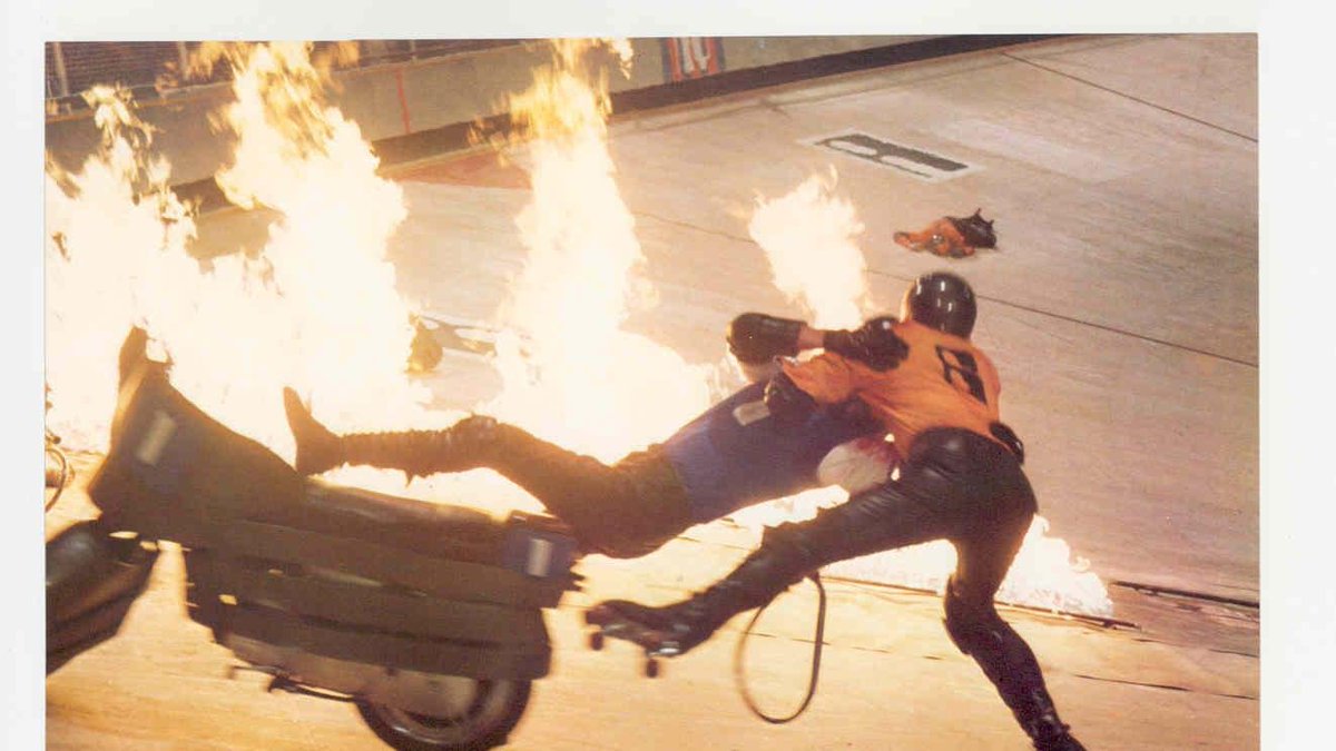 RanesHook's tweet photo. We're at homestretch for 2025, film fans! ROLLERBALL is the final film of the '24 #321Bang action movie marathon, as futuristic athlete #JamesCaan reigns the Rollerball arenas while fighting for creative control of this brutal game, as well as his life! https://t.co/fdPjsH7kCp https://t.co/xuIXpuzn6G