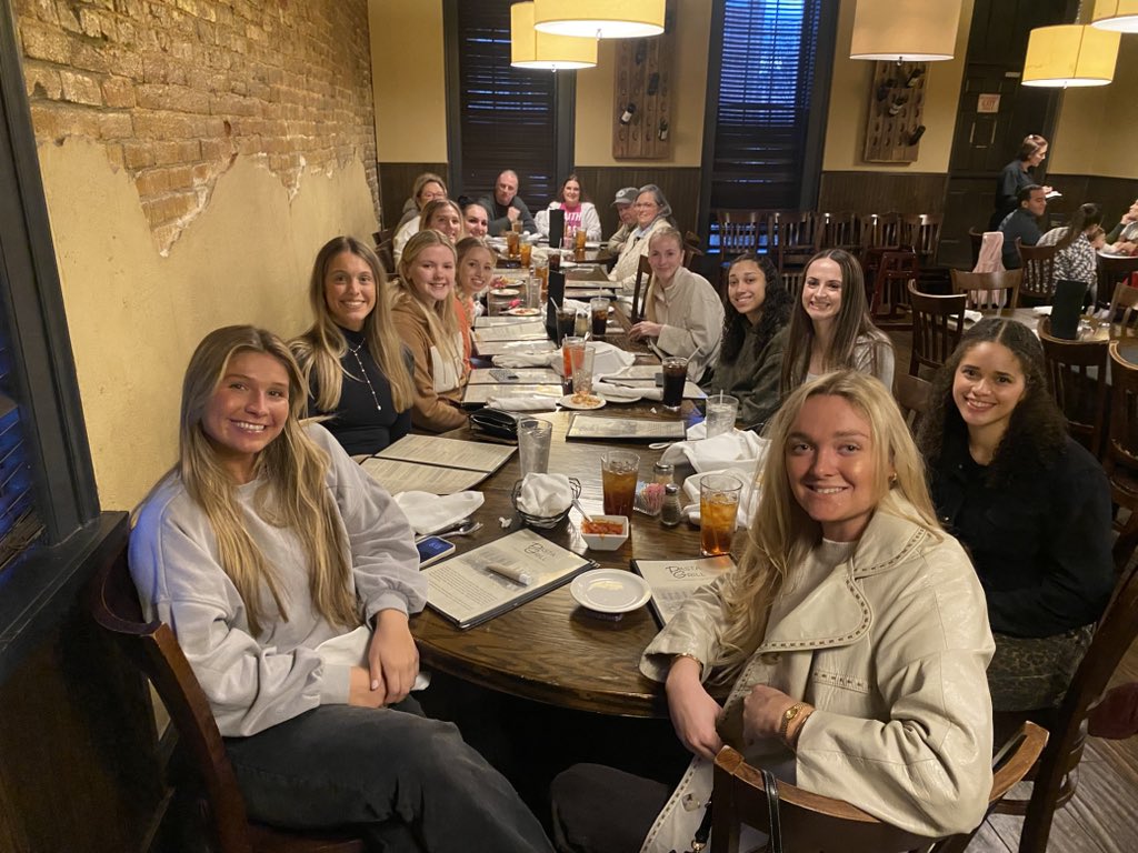 Awesome NYE dinner tonight as we close out 2024. Big thanks to our friends Ashley and Bill Bonds and Christy and Rob Kirst for your kindness. We are grateful!!