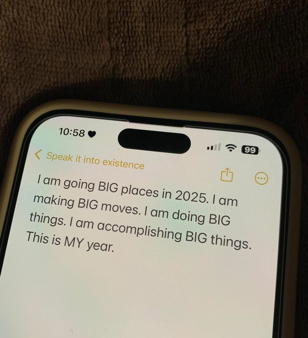 Manifesting BIG things this 2025! This 2025 will be full of abundance, love, and blessings. This is my year! 🪬🧿