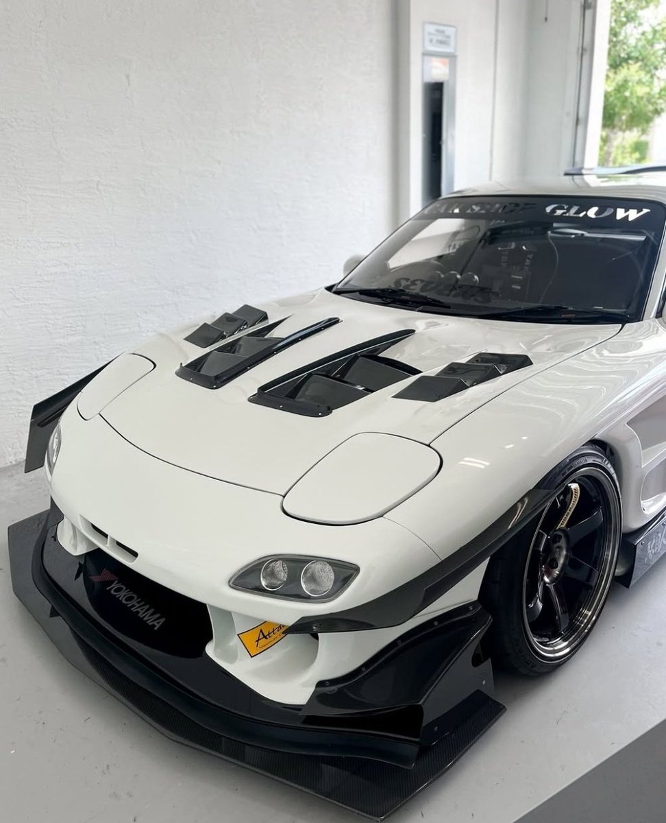 autoass's tweet photo. Mazda RX-7 FD https://t.co/Sr0rKdobkX