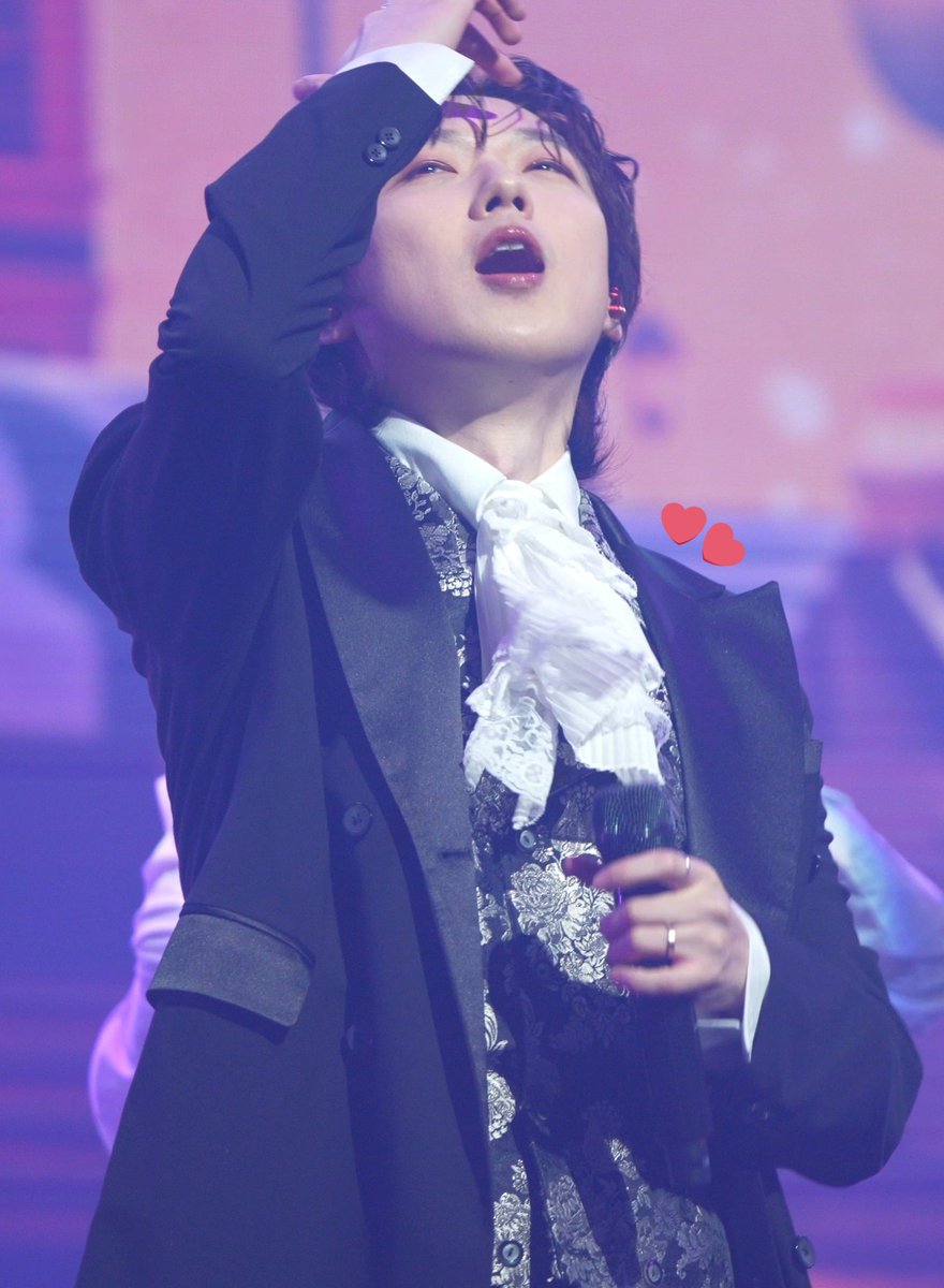 lilliilove1's tweet image. 딴따라블루스 영상보다가 예뻐서..
🥹🥹💦