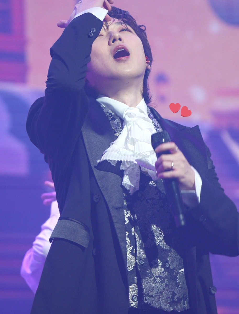 lilliilove1's tweet image. 딴따라블루스 영상보다가 예뻐서..
🥹🥹💦