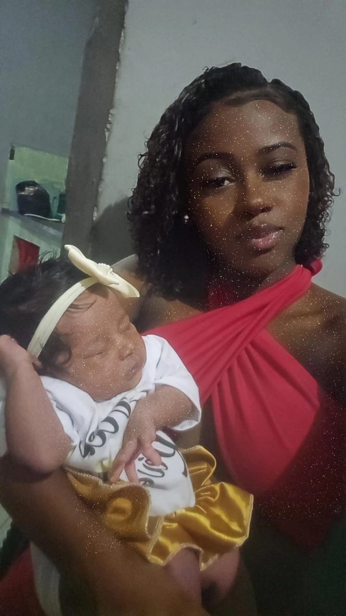 Melhor coisa que aconteceu em minha vida😍😍
Vida da mamãe 😻.