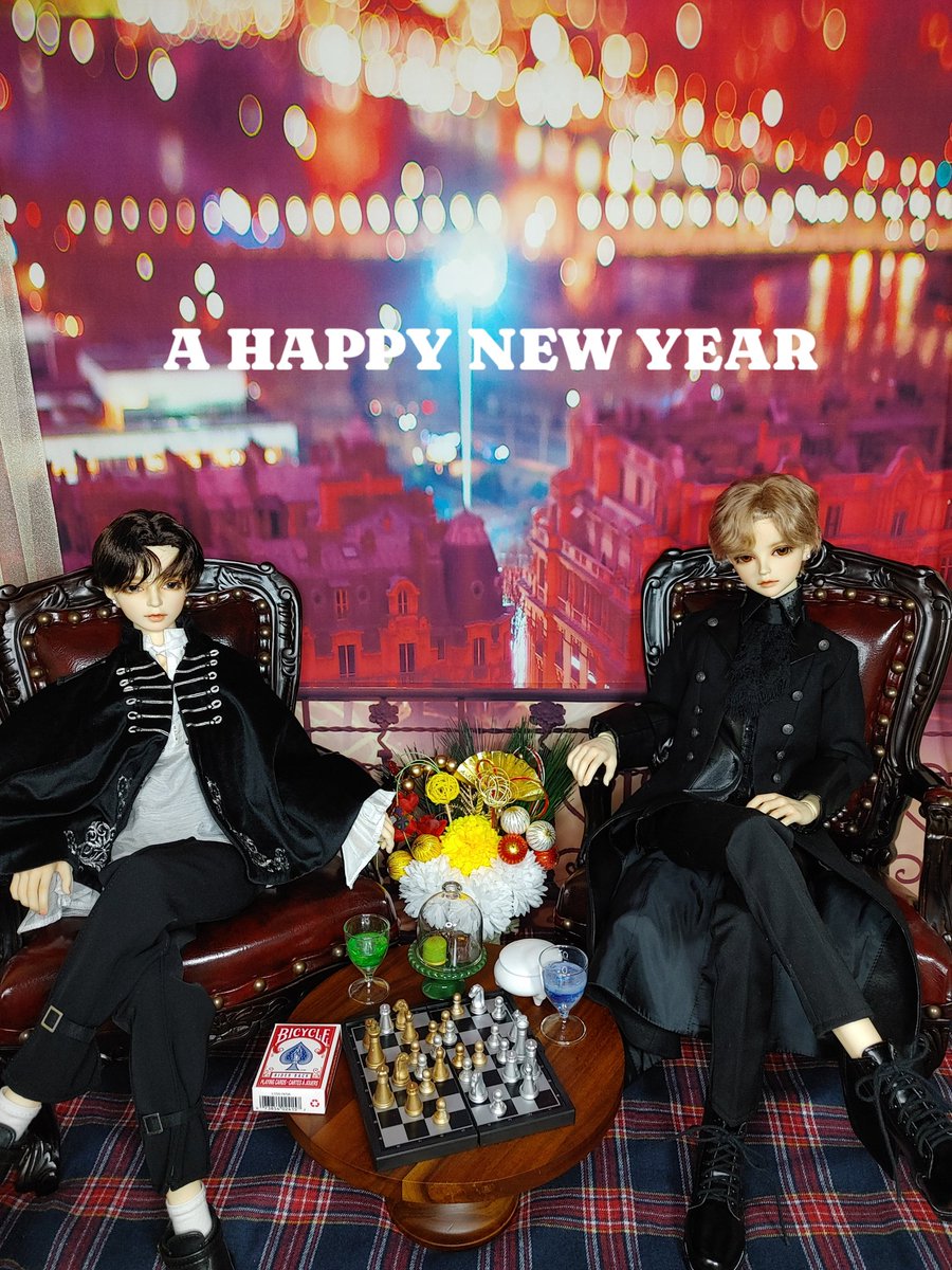 peony_ash's tweet photo. そして私の愛が注がれ捲ってる２人からも✨
A HAPPY NEW YEAR!
새해 복 많이 받으세요.

マジでこのこ達が好き過ぎて💕
推しに似てるって最高です😍
#セイメイク
#SD57 #SD75 https://t.co/del64QZ5lF