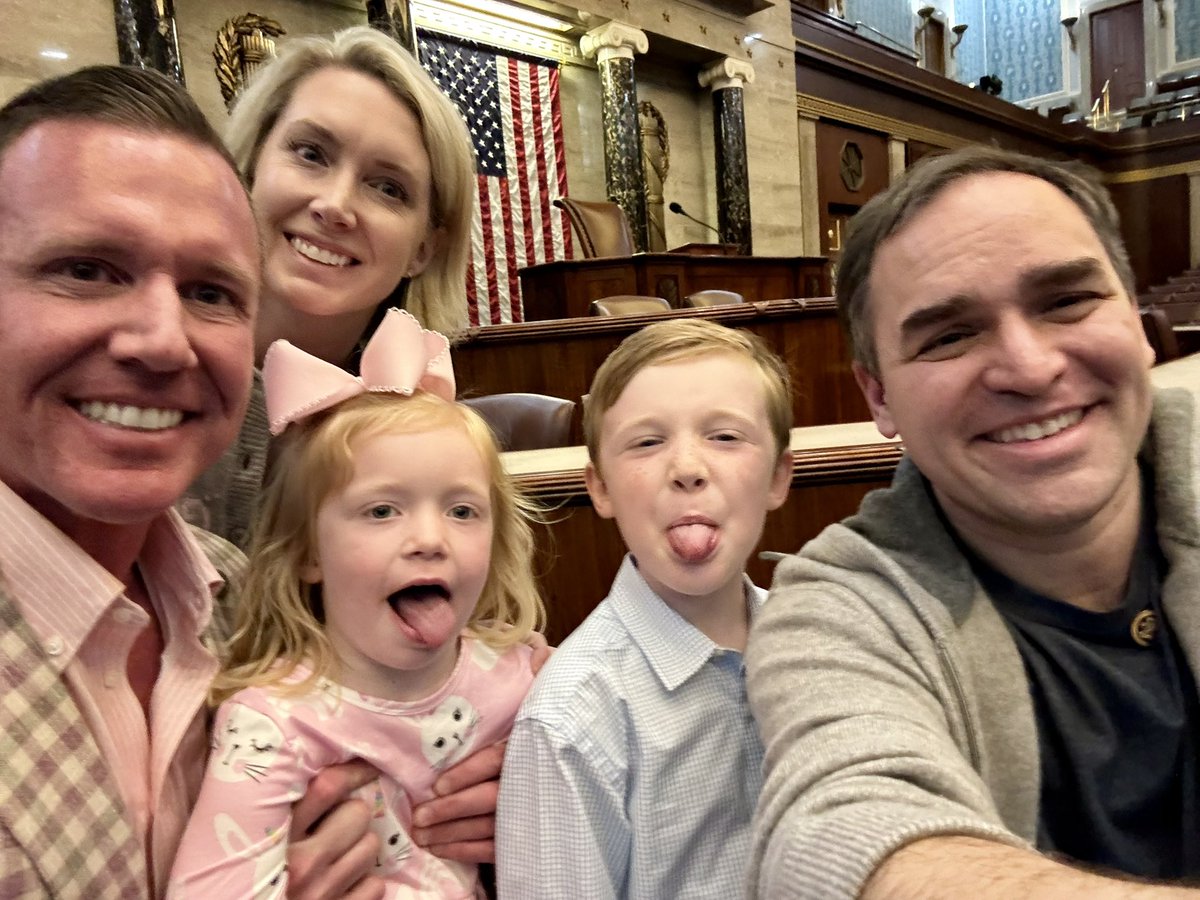 Sen. Michael Garrett tweet media