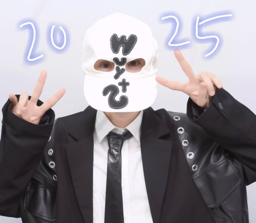 wurts2021's tweet photo. あけましておめでとうございます！
2025年よろしくお願いいたします！ https://t.co/zSjKfzhQQR