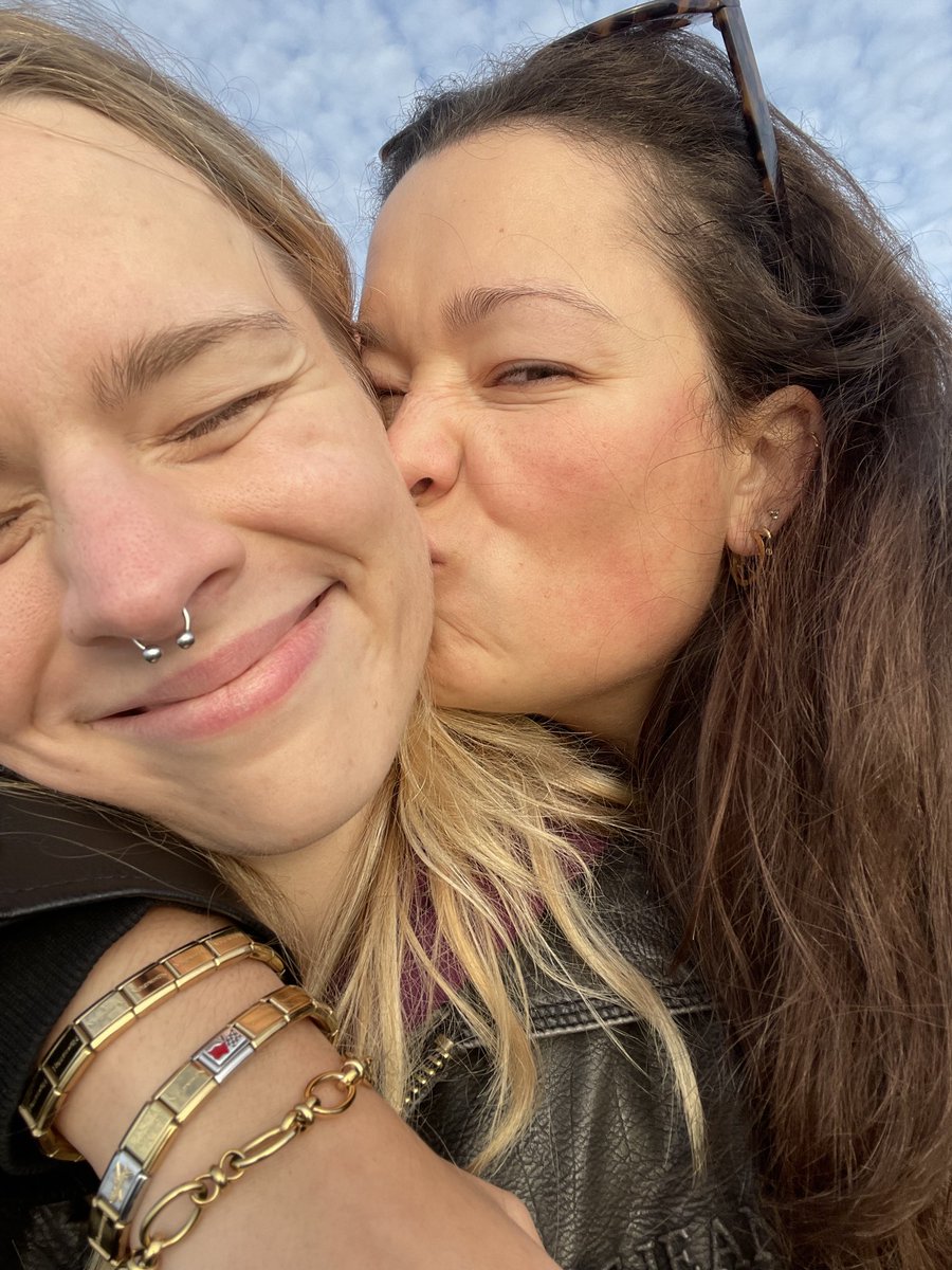 going into 2025 with my favorite person in the whole world, couldn’t ask for anything better 🥺