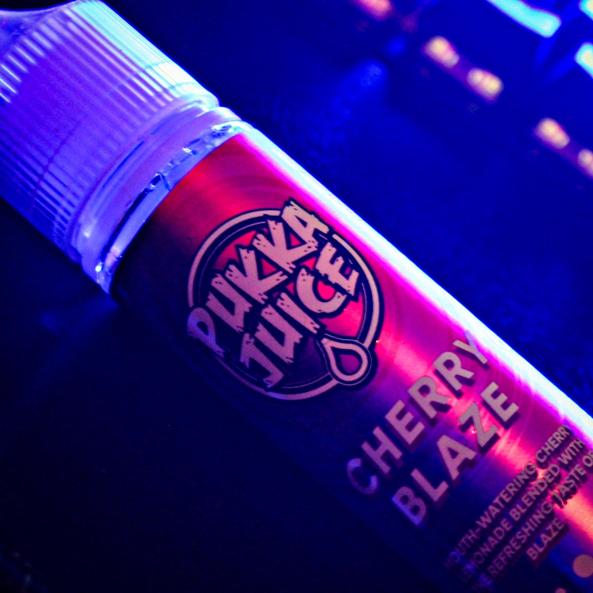 Pukka Juice Cherry Blaze is the absolute bomb – first post of the New Year and I’m kicking it off right. Smooth, bold and packed with flavour, this one hits different.
#PukkaJuice #CherryBlaze #VapeLife #VapeJuice #VapeCommunity #CloudChasers #FlavourChasers #VapingDaily