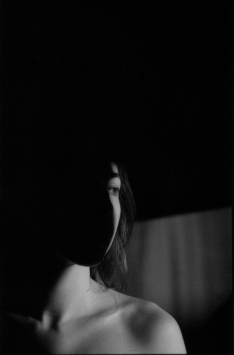 Hello everyone, i'm new here :)
I shot only with analogue and only in b&amp;w for almost 10 years now, hope you enjoy!
You can check out my works at instagram.com/242analog