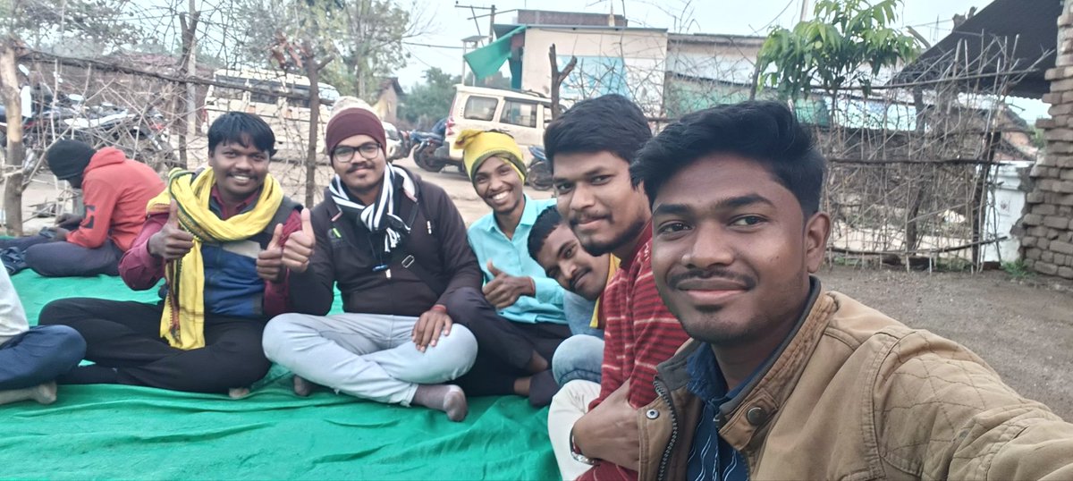 Kapilbhusare's tweet photo. जयस की सुझाव बैठक में रायबोर टिमरनी मैं सम्पन्न हुई। #जयस_सुझाव_बैठक
#रायबोर_टिमरनी@CMMadhyaPradesh @DrMohanYadav51 @KamalPatelBJP https://t.co/lxK2ZjyTkT