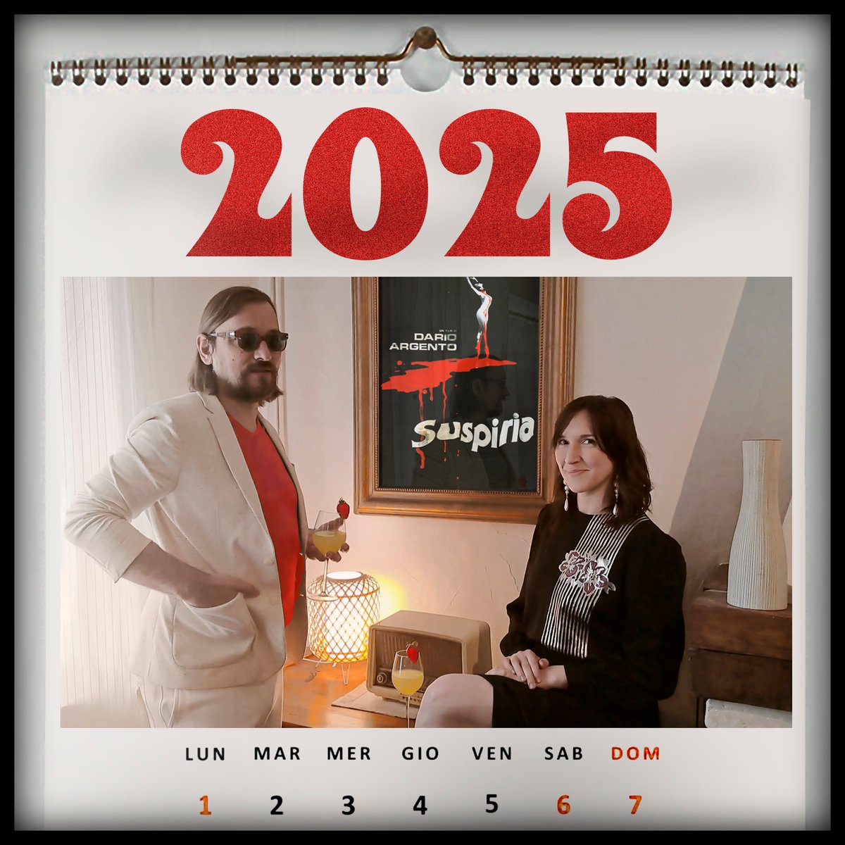 🥂 Bonne année à toutes et à tous, on vous souhaite le plus de bonheur possible et tout ce qui va avec !

(A part le single "Corso Privato" c'est la 1ère fois depuis la création d'Eroina qu'en 2024 on ne sort pas d'album dans l'année, mais on va se rattraper en 2025 !)