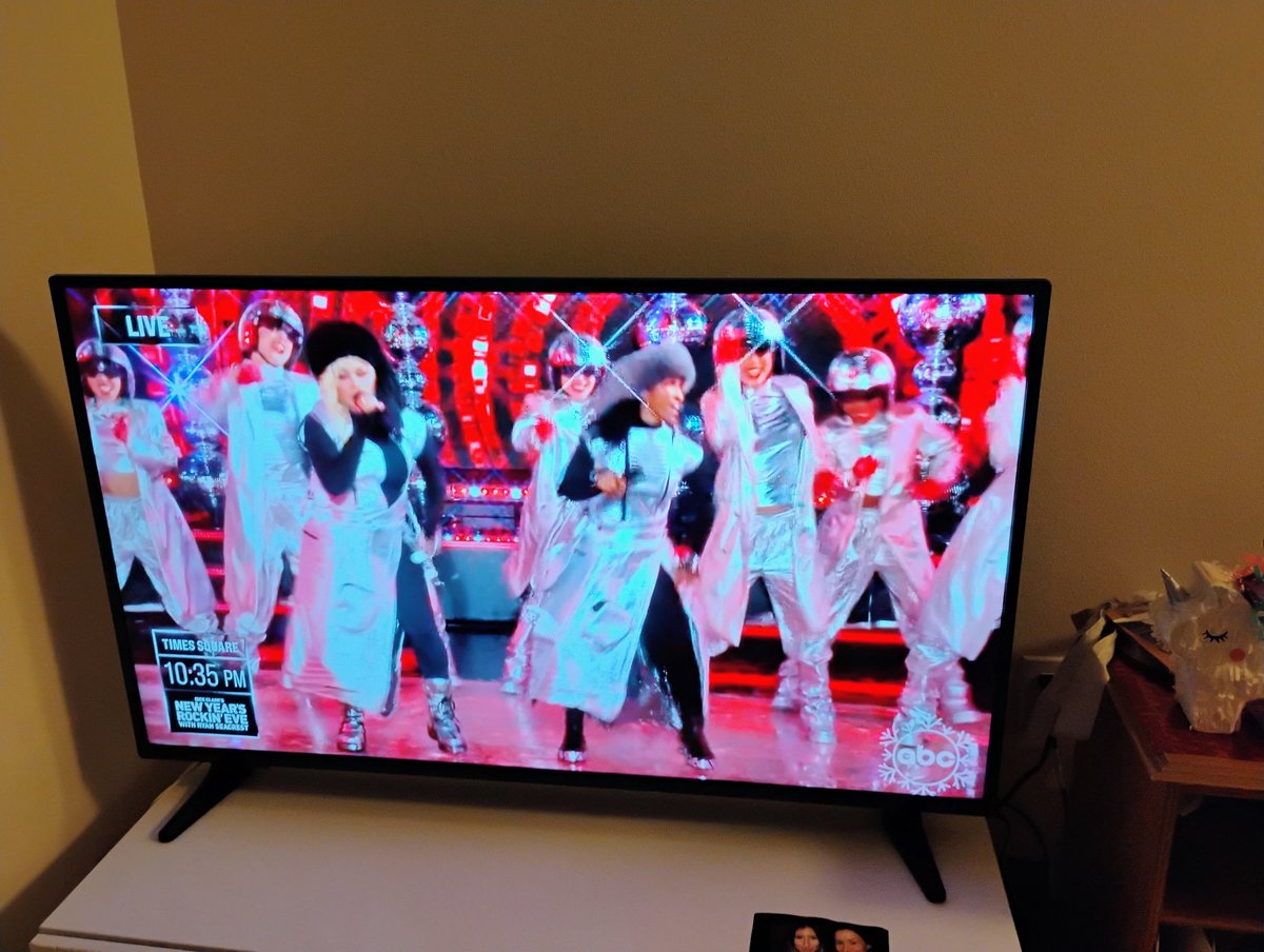 Dana 💙 tweet media