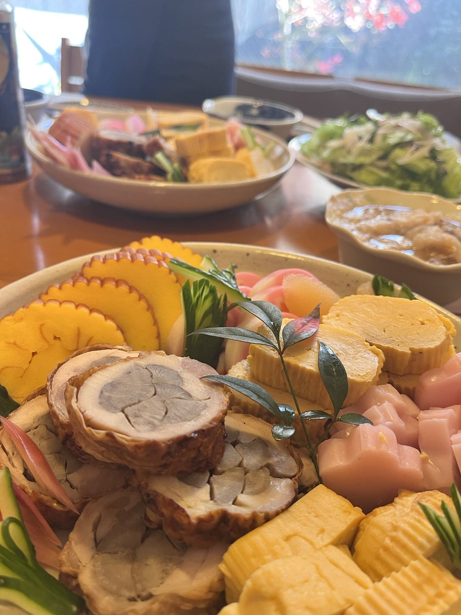 sushiikkan's tweet photo. 明けましておめでとう御座い��す、本年もどうぞよろしくお願い致します。 https://t.co/1hSuXmcTek