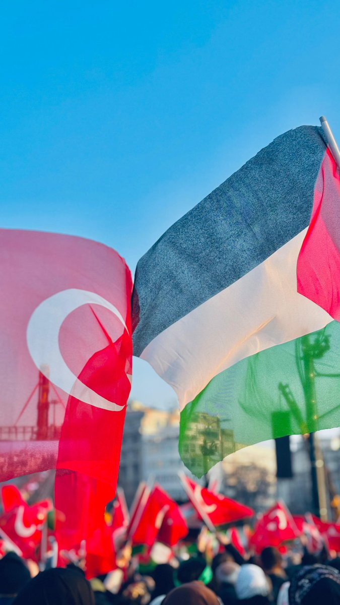 ZarafetEgitim's tweet photo. Bir Güneş Doğuyor! 
#DontForget #StopGenocideGAZA https://t.co/8b26ctf19U