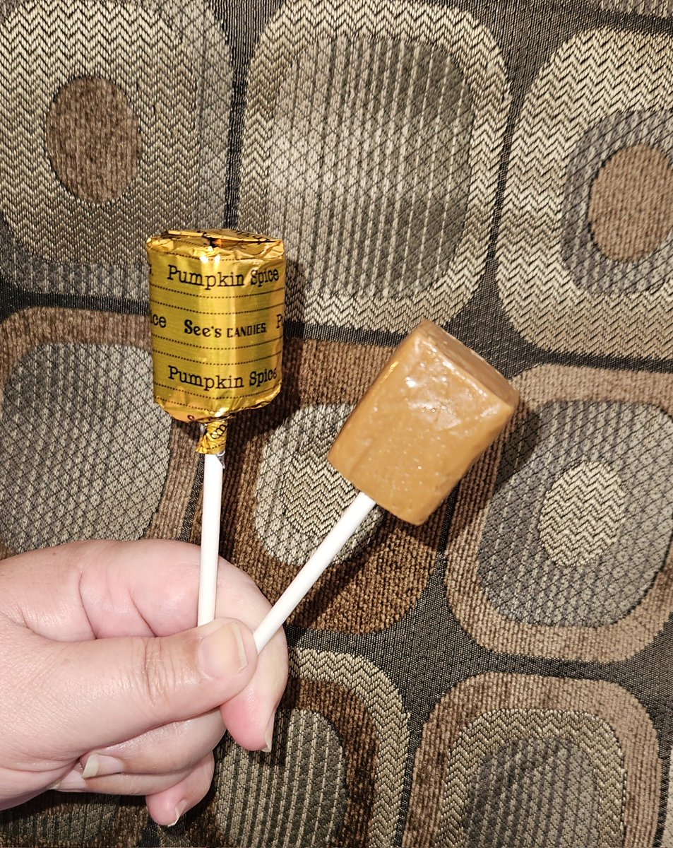 PumpkinSpiceAdv's tweet photo. 🎃🎃🎃 Saving some of these for next year, uh tomorrow @seescandies 

HAPPY NEW YEAR! 2025!!! https://t.co/pAaRFvXNCP