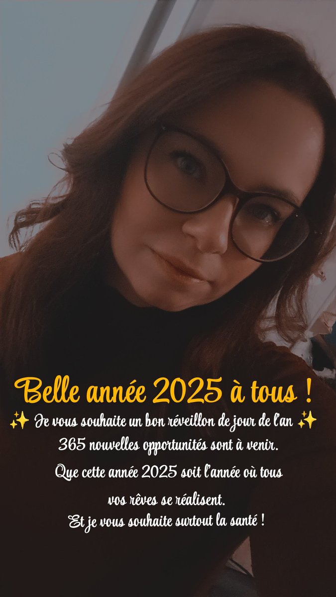 2024 = année de 💩. Je suis tombé très malade + j'ai enchaîné avec une dépression.
MAIS Novembre j'ai un déclic. J'ai repris le sport -5 kg en 2 mois encore bcp à faire ! j'ai eu 30 ans le 21 décembre,et voilà 2025 !

Cette nouvelle année, sera mienne ! ✨💪🏻 Bonne année à vous 💖