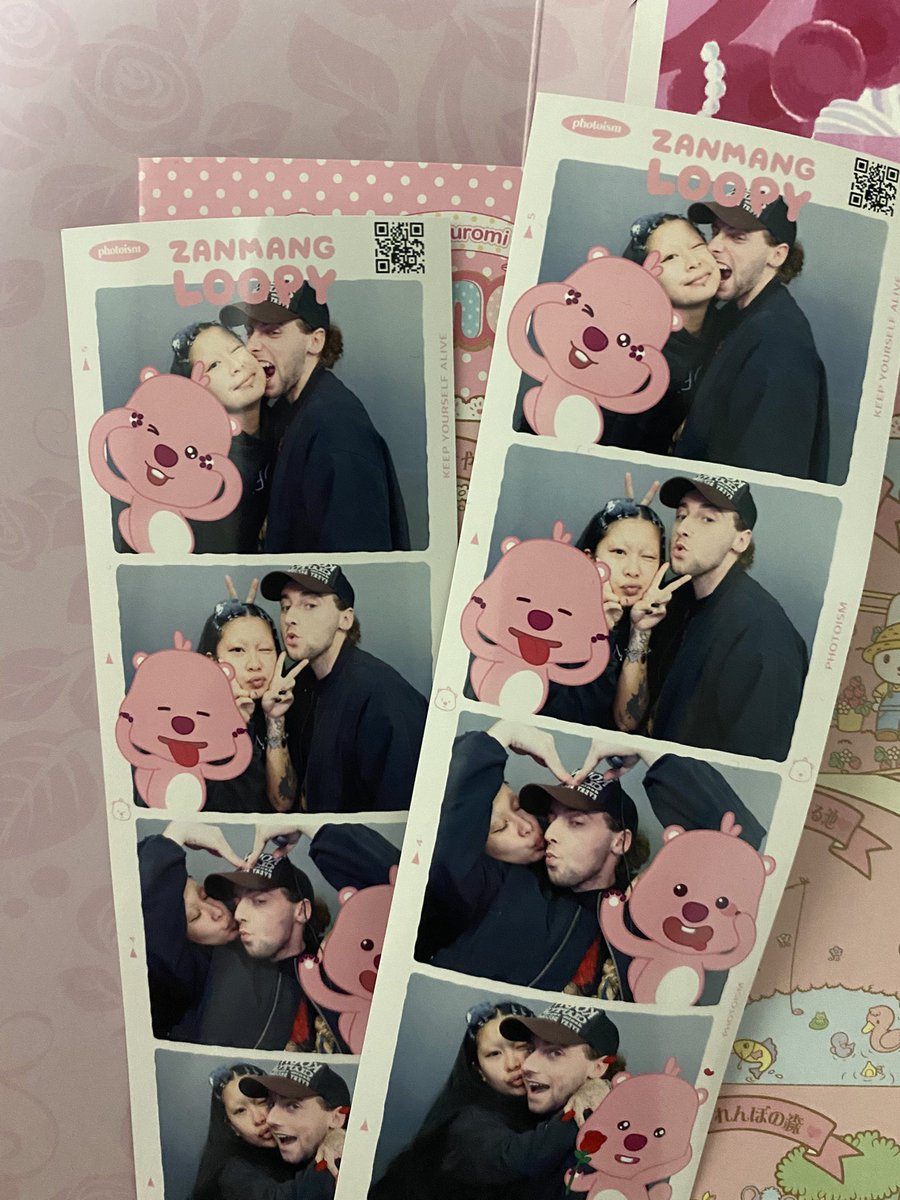tofugorl's tweet photo. 2024 was filled with beautiful moments with my love 🖤 many more years to come…⭐️ https://t.co/ZhZdGZJPls