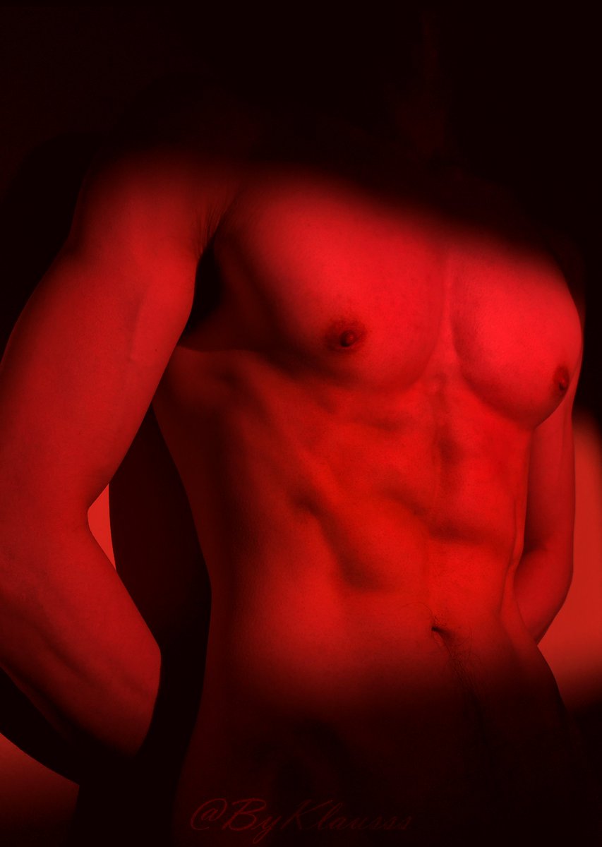 新年快乐Happy2025 <a href="/ByKlausss/">赤井秀一ByK</a> x <a href="/Walk_Cow/">EnjoyLife</a>
#腹肌 #新年 #摄影 #新年 #帅哥