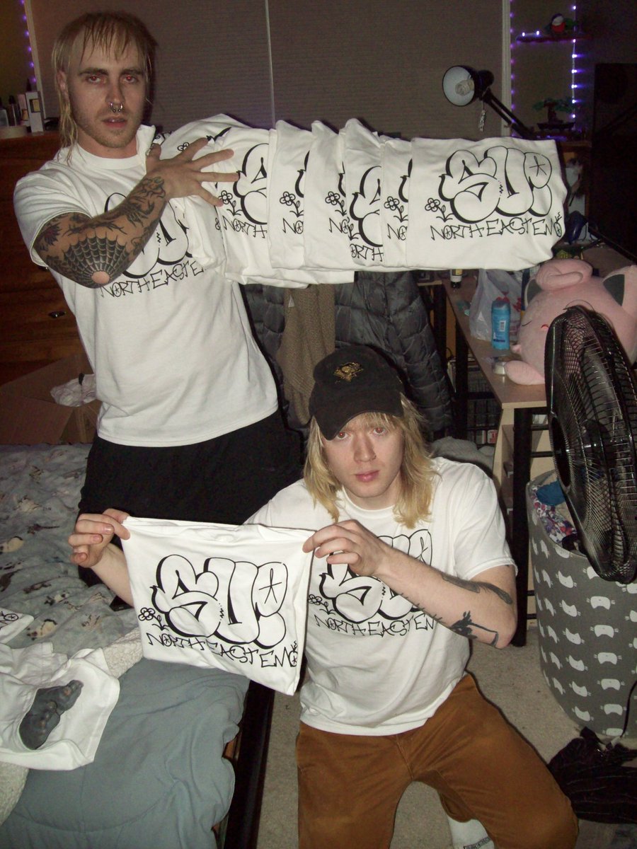 schwartzybabe's tweet photo. Had to reup on merch rq https://t.co/ix8nITCxwO