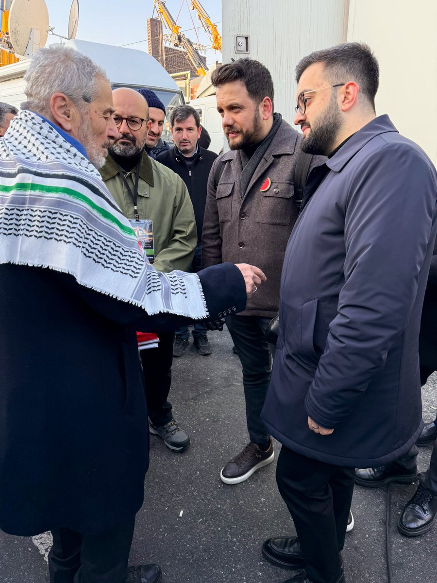 Kıymetli büyüğümüz, Mütefekkir Yazar Sn. Sadık Albayrak ile Galata’daki buluşmadan..