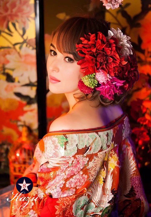 あけましておめでとうございます🎉
幸多き一年となりますように💕

Happy New Year! 🥂🍾
May this year be filled with happiness and good fortune!❤️