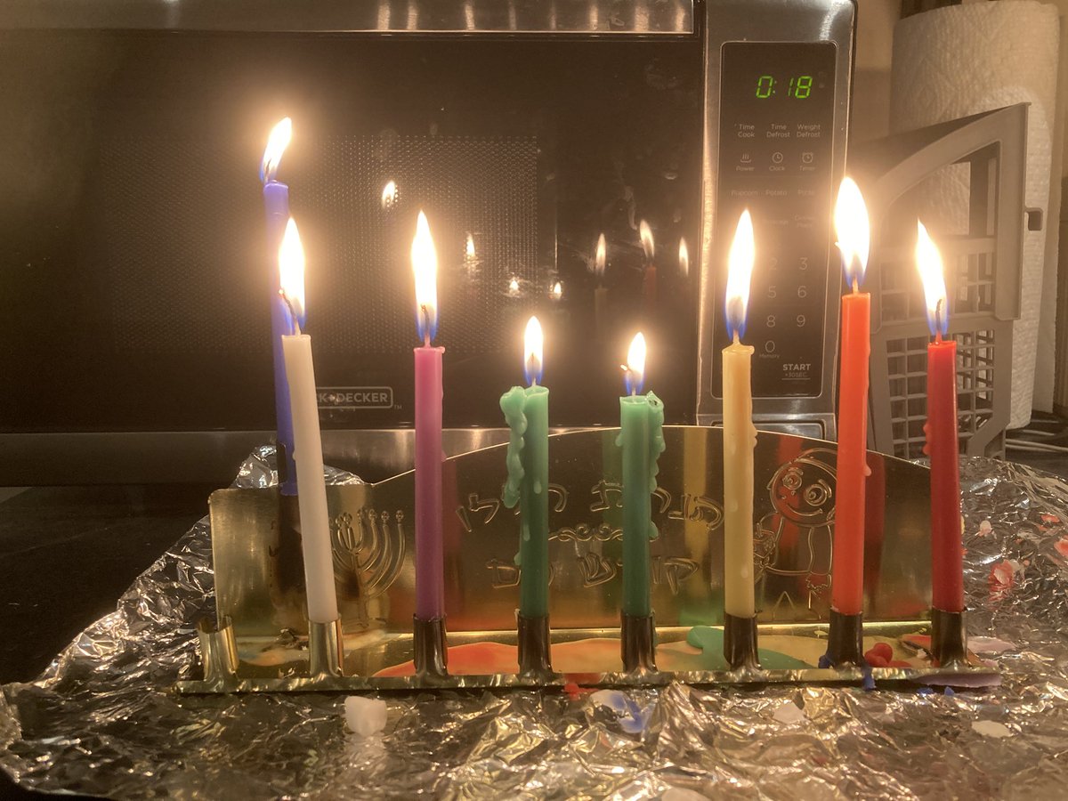 Happy 7th day of Chanukah!
How many lights do you see, Picard?