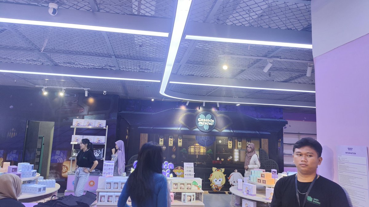 Riley_FK's tweet photo. #genshinimpactxLINEFRIENDS #Genshinminini_POPUP 
#genshinminini_in_jakarta https://t.co/BZwdBzNIS8