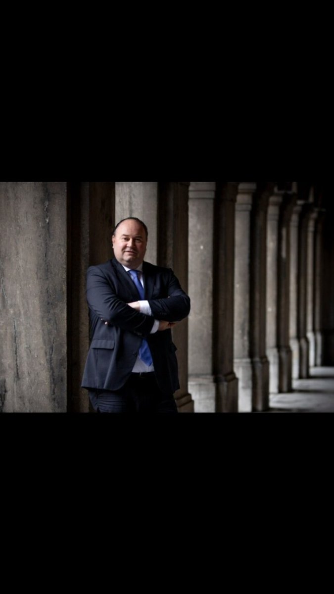 Cathrien29's tweet image. In een (nieuwe wereld)orde die door en voor de elite en haar voetsoldaatjes w.o. ⬇️ uit gecreëerde chaos (oorlog, honger, armoede, verdeeldheid, ziekte) opnieuw wordt opgebouwd (#BuildBackBetter) passen geen nationale tradities. Die worden mbv #ProbleemReactieOplossing verbannen.