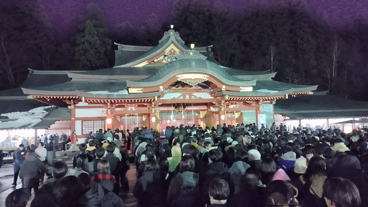 今年も静かに目立たず日陰を歩きますので、あんまり敵意をぶつけられませんように🙏