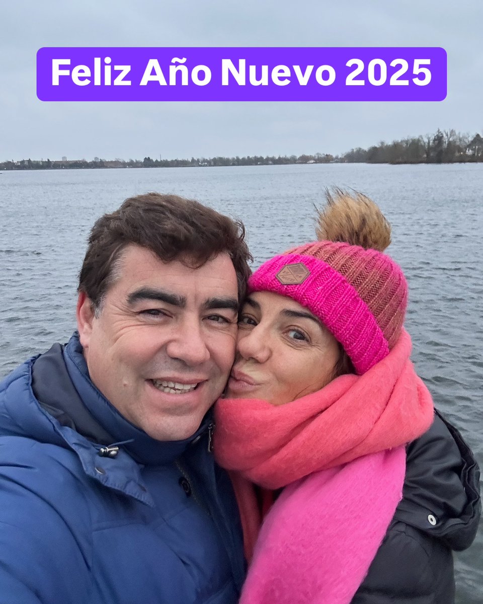 Feliz Año Nuevo 2025!!!
🍇🎉🥳🥂🎊🍾🎈
Os deseo todo lo mejor para este nuevo año que ahora empezamos!!!
Un fuerte abrazo!!! 🤗